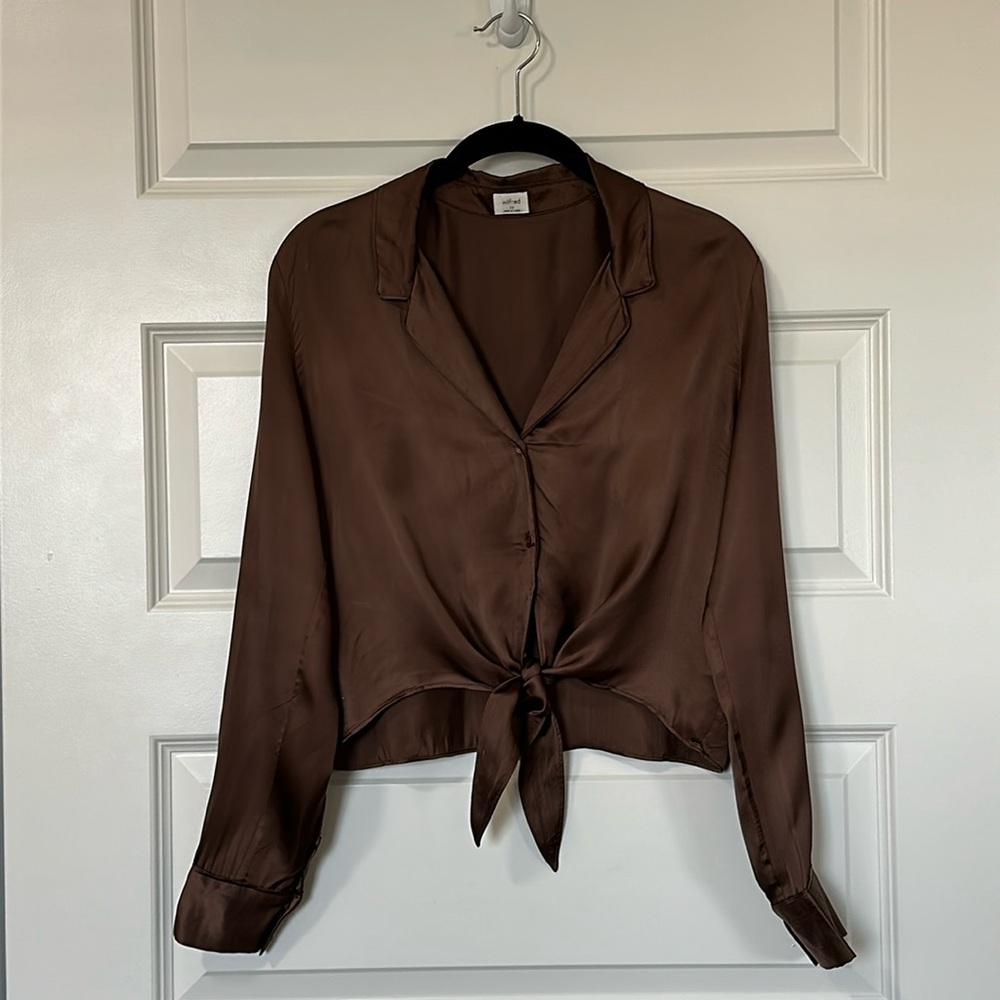 Aritzia Wilfred Satin Tie Front Blouse Size XS